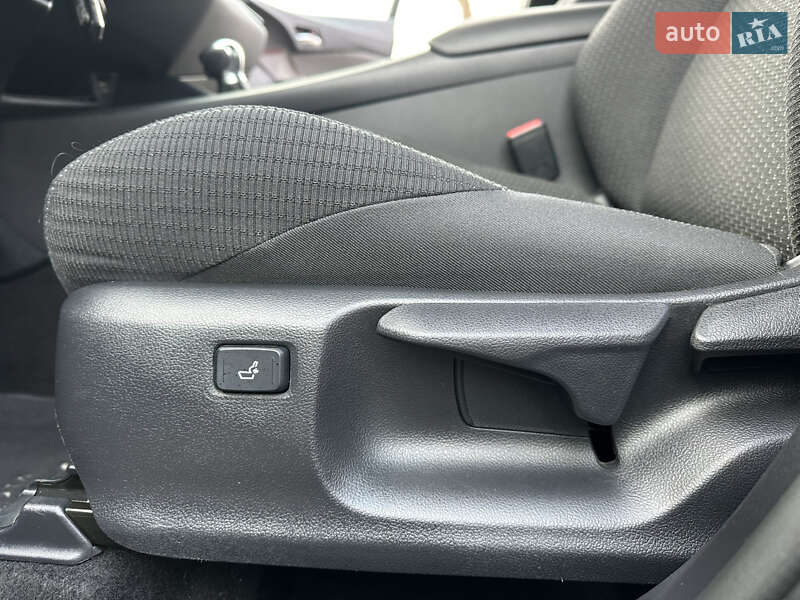 Внедорожник / Кроссовер Toyota C-HR 2018 в Виннице