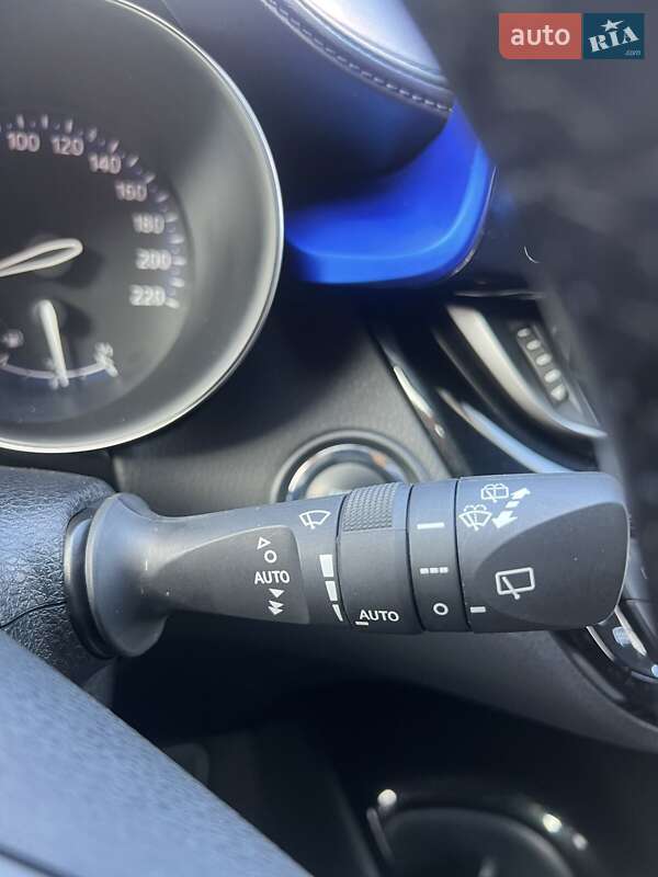 Внедорожник / Кроссовер Toyota C-HR 2016 в Одессе