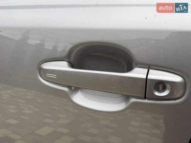 Внедорожник / Кроссовер Toyota C-HR 2021 в Одессе