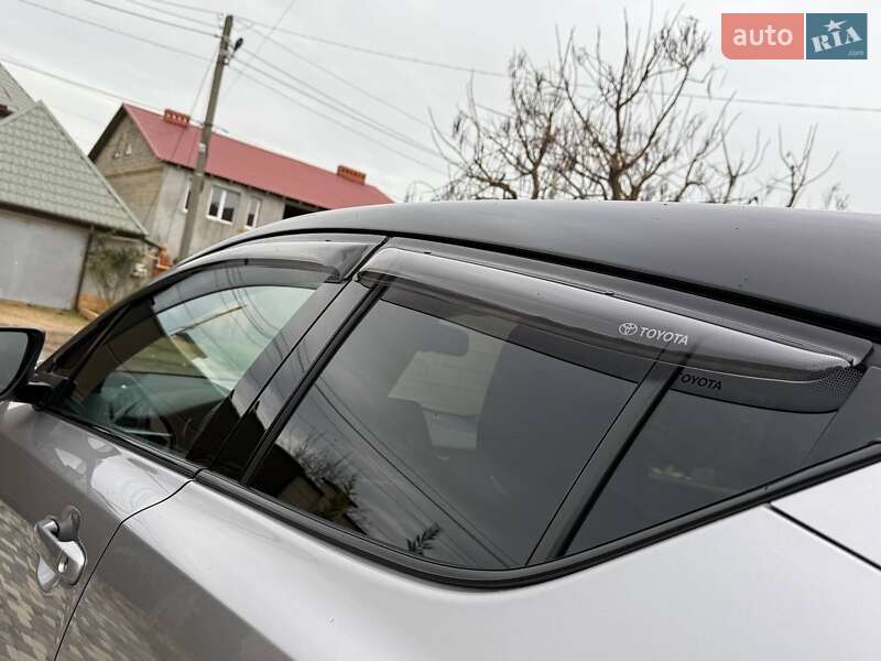 Внедорожник / Кроссовер Toyota C-HR 2021 в Одессе