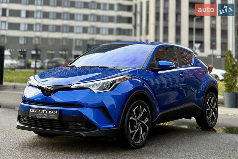 Внедорожник / Кроссовер Toyota C-HR 2019 в Киеве