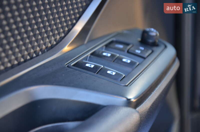 Позашляховик / Кросовер Toyota C-HR 2018 в Дрогобичі фото 43 Позашляховик / Кросовер Toyota C-HR 2018 в Дрогобичі