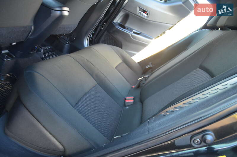 Позашляховик / Кросовер Toyota C-HR 2018 в Дрогобичі фото 48 Позашляховик / Кросовер Toyota C-HR 2018 в Дрогобичі