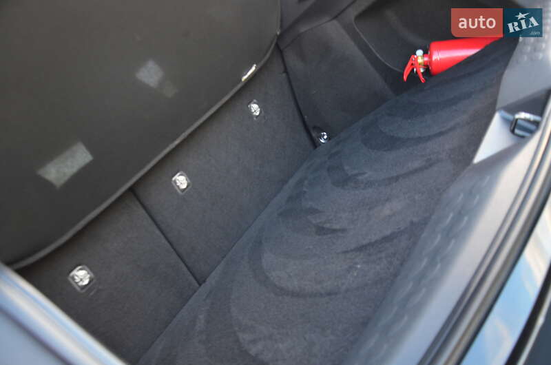 Позашляховик / Кросовер Toyota C-HR 2018 в Дрогобичі фото 52 Позашляховик / Кросовер Toyota C-HR 2018 в Дрогобичі