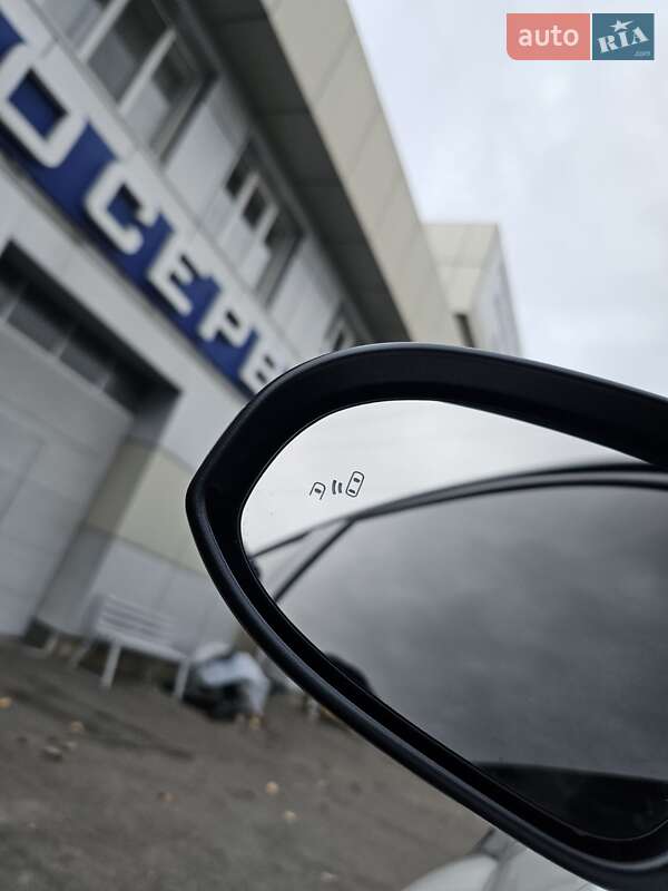 Позашляховик / Кросовер Toyota C-HR 2018 в Одесі