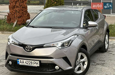 Позашляховик / Кросовер Toyota C-HR 2016 в Вінниці