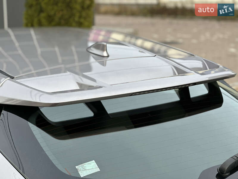 Позашляховик / Кросовер Toyota C-HR 2016 в Вінниці