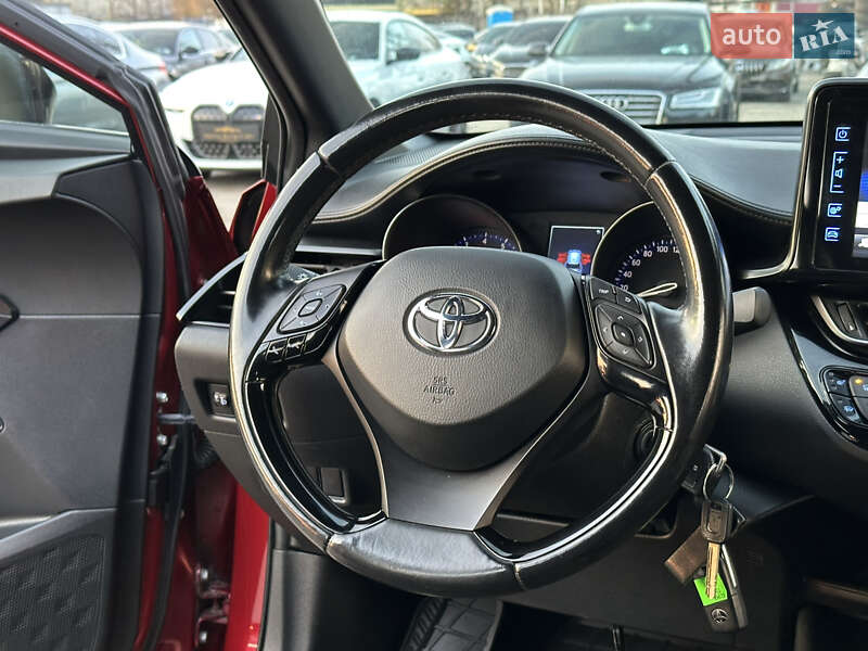 Позашляховик / Кросовер Toyota C-HR 2016 в Харкові фото 21 Позашляховик / Кросовер Toyota C-HR 2016 в Харкові