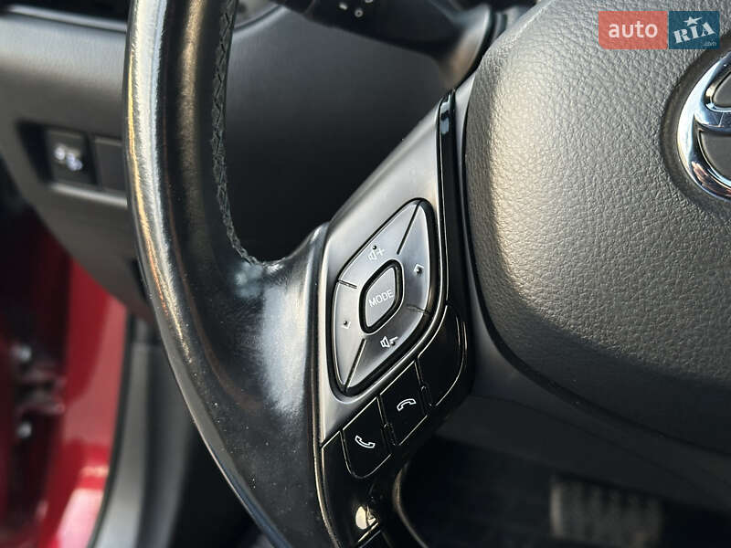 Позашляховик / Кросовер Toyota C-HR 2016 в Харкові фото 29 Позашляховик / Кросовер Toyota C-HR 2016 в Харкові