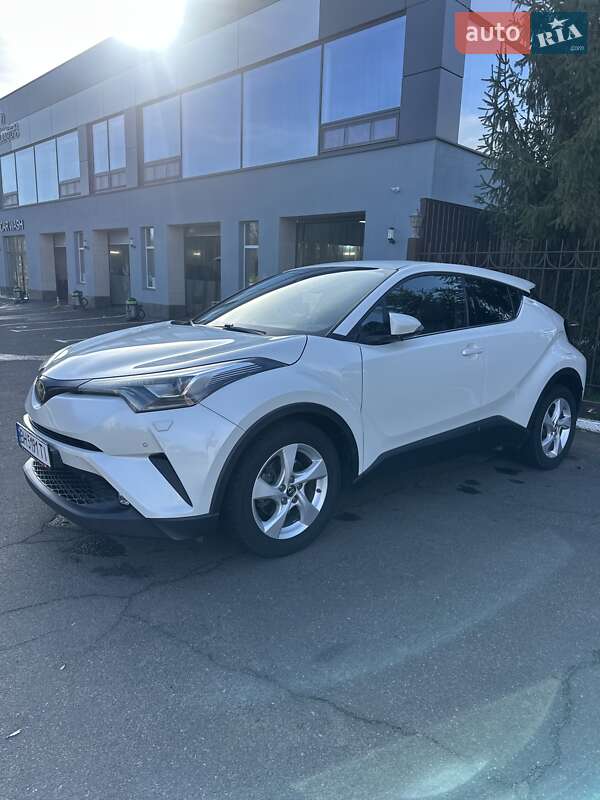 Позашляховик / Кросовер Toyota C-HR 2019 в Одесі