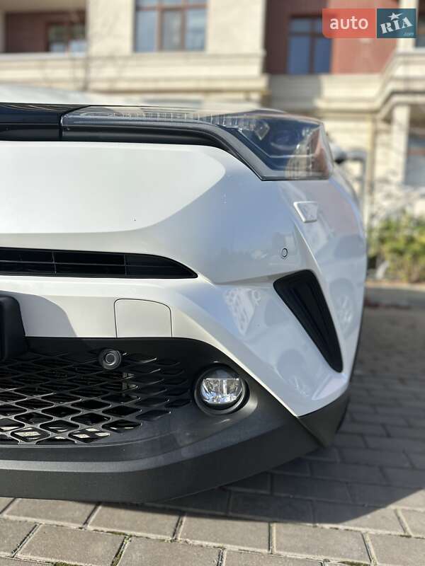 Позашляховик / Кросовер Toyota C-HR 2019 в Одесі