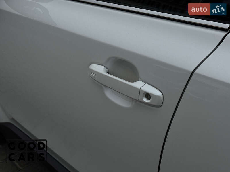 Внедорожник / Кроссовер Toyota C-HR 2018 в Одессе