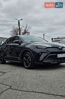 Внедорожник / Кроссовер Toyota C-HR 2021 в Харькове