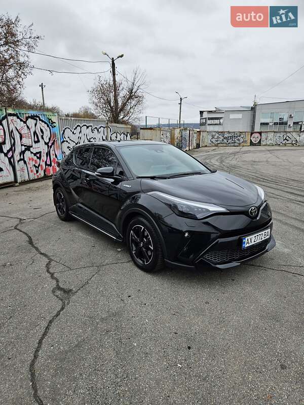Внедорожник / Кроссовер Toyota C-HR 2021 в Харькове