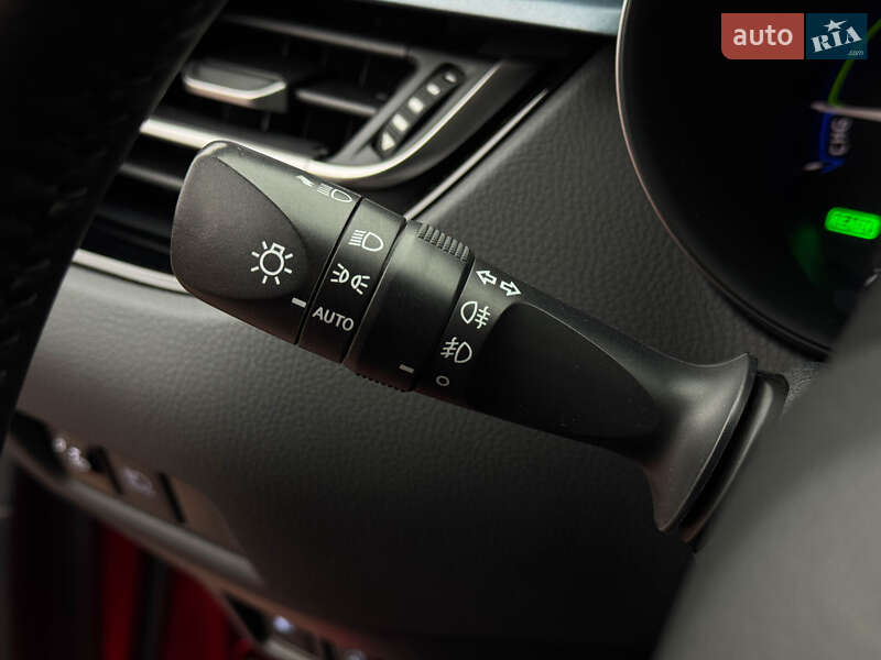 Позашляховик / Кросовер Toyota C-HR 2020 в Одесі фото 42 Позашляховик / Кросовер Toyota C-HR 2020 в Одесі