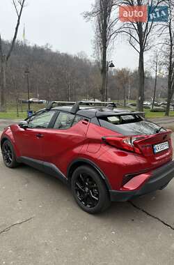 Позашляховик / Кросовер Toyota C-HR 2021 в Києві