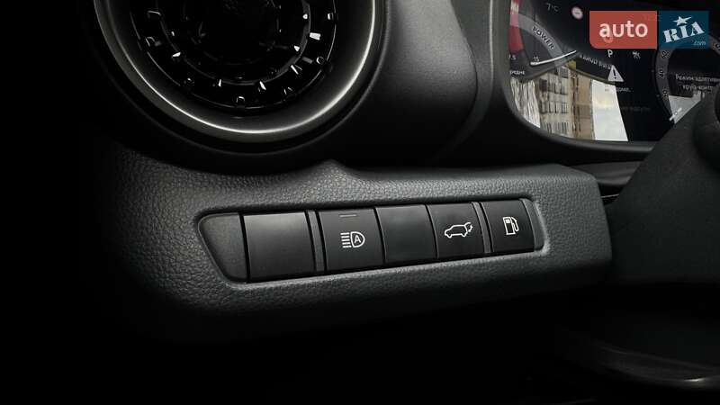 Внедорожник / Кроссовер Toyota C-HR 2024 в Одессе