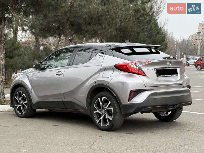 Внедорожник / Кроссовер Toyota C-HR 2019 в Одессе