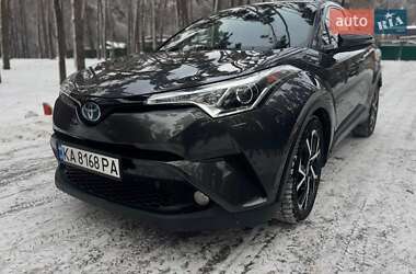 Позашляховик / Кросовер Toyota C-HR 2017 в Києві