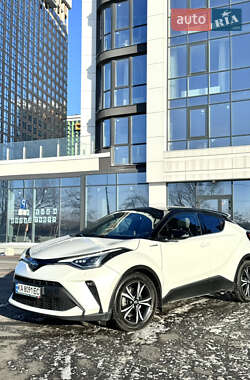 Внедорожник / Кроссовер Toyota C-HR 2021 в Киеве
