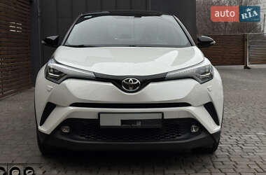 Внедорожник / Кроссовер Toyota C-HR 2018 в Одессе
