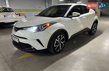 Позашляховик / Кросовер Toyota C-HR 2017 в Одесі