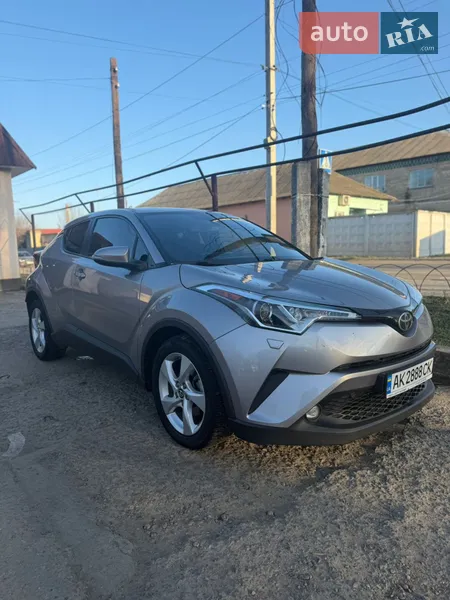 Toyota C-HR