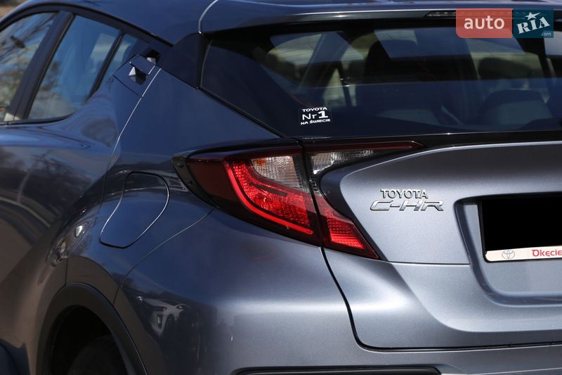 Внедорожник / Кроссовер Toyota C-HR 2022 в Киеве