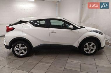 Позашляховик / Кросовер Toyota C-HR 2018 в Києві