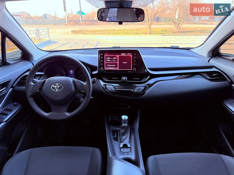 Внедорожник / Кроссовер Toyota C-HR 2020 в Харькове фото 17 Внедорожник / Кроссовер Toyota C-HR 2020 в Харькове