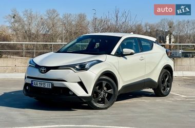 Позашляховик / Кросовер Toyota C-HR 2018 в Києві
