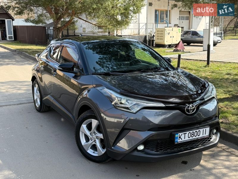Внедорожник / Кроссовер Toyota C-HR 2018 в Ивано-Франковске