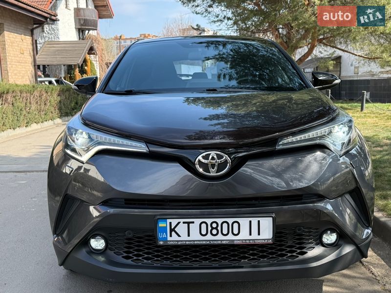 Внедорожник / Кроссовер Toyota C-HR 2018 в Ивано-Франковске