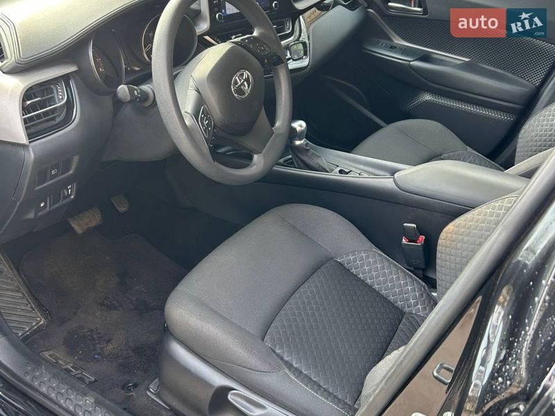 Внедорожник / Кроссовер Toyota C-HR 2021 в Запорожье фото 8 Внедорожник / Кроссовер Toyota C-HR 2021 в Запорожье
