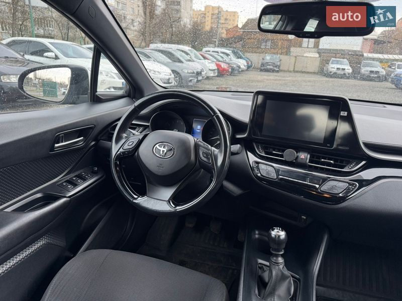 Внедорожник / Кроссовер Toyota C-HR 2018 в Бердичеве