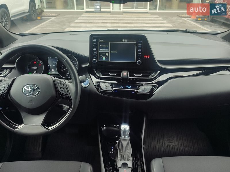 Внедорожник / Кроссовер Toyota C-HR 2023 в Киеве