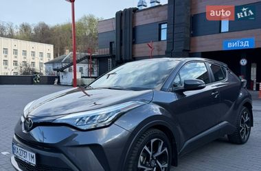 Позашляховик / Кросовер Toyota C-HR 2020 в Києві