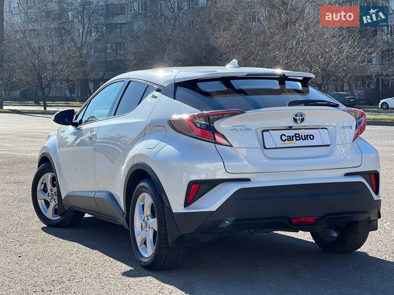 Позашляховик / Кросовер Toyota C-HR 2018 в Одесі