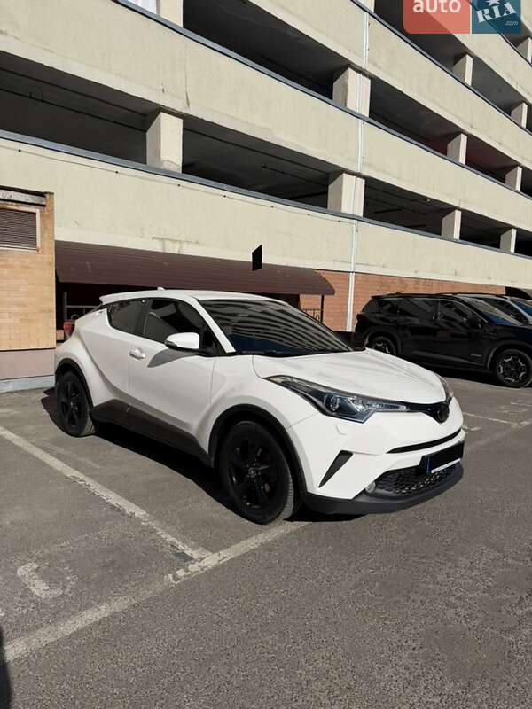 Toyota C-HR 2019