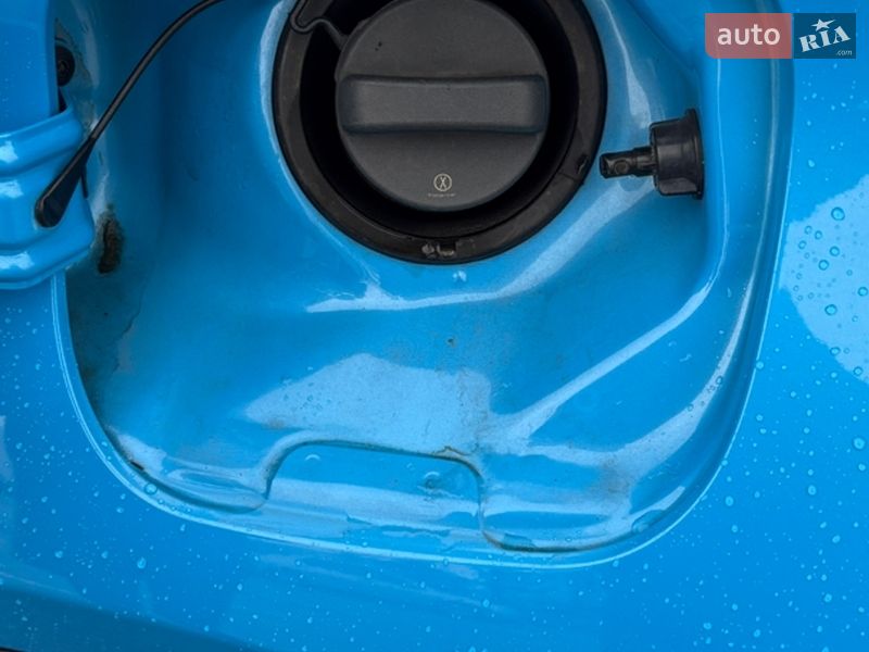 Внедорожник / Кроссовер Toyota C-HR 2019 в Киеве фото 11 Внедорожник / Кроссовер Toyota C-HR 2019 в Киеве