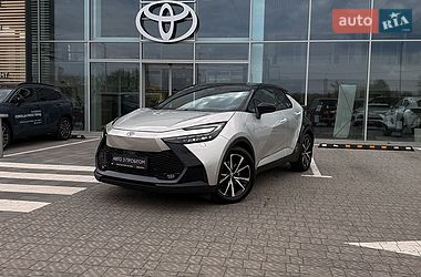 Позашляховик / Кросовер Toyota C-HR 2024 в Рівному