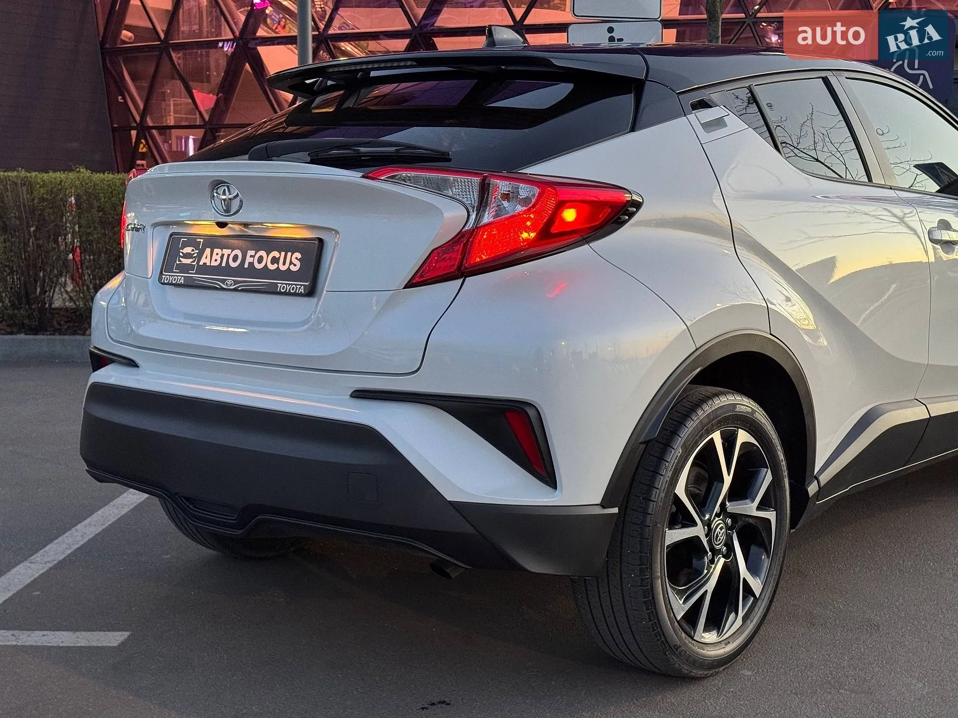 2020 Toyota C-HR - мініатюра 9