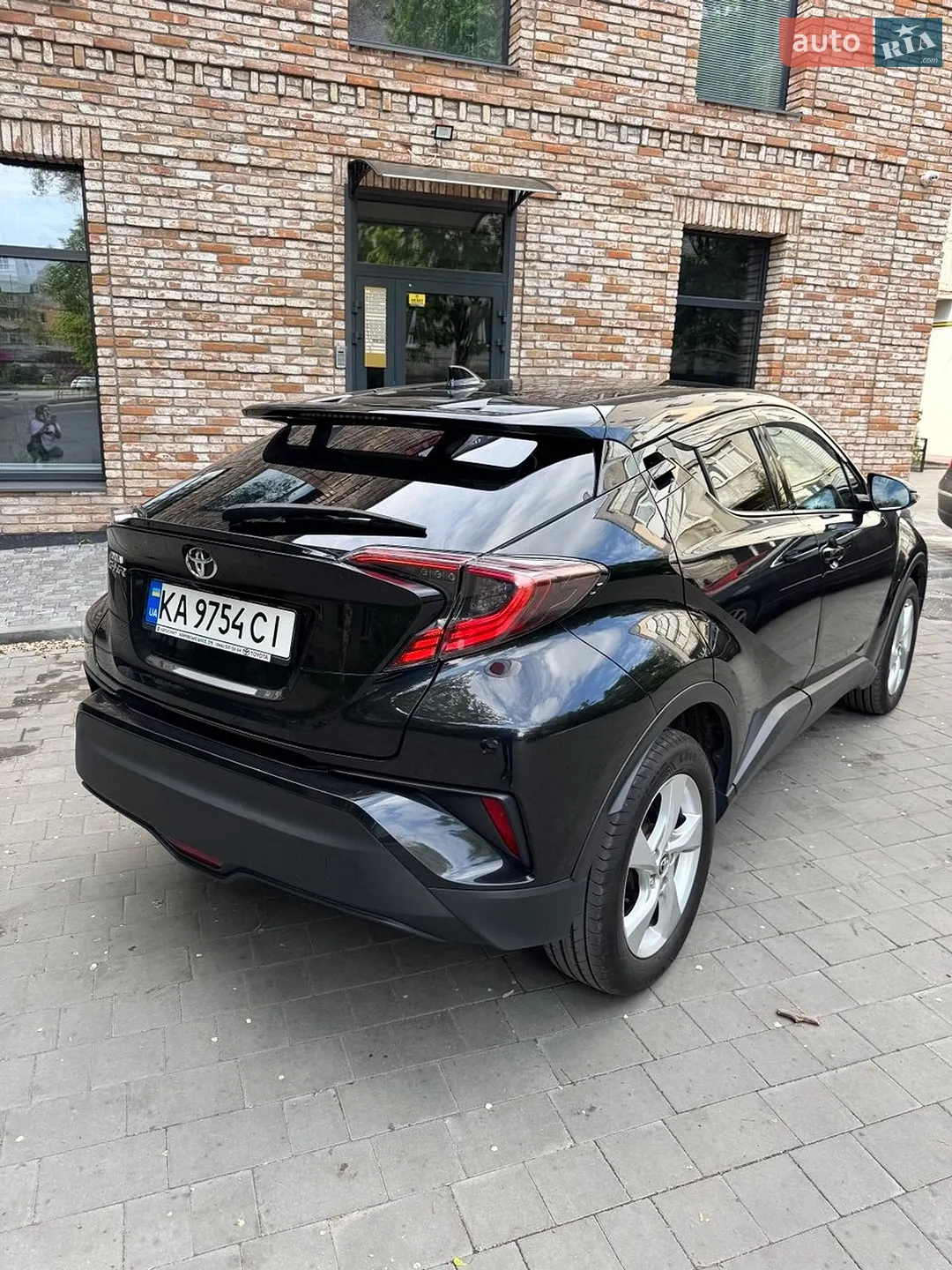 2017 Toyota C-HR - мініатюра 10