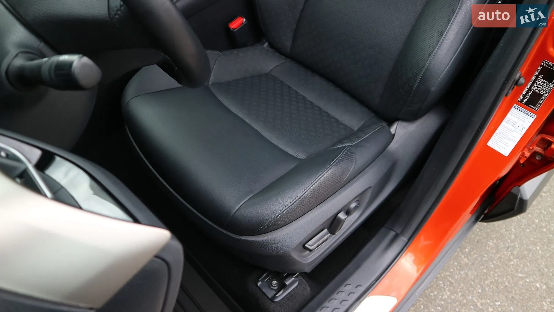 2020 Toyota C-HR - мініатюра 15