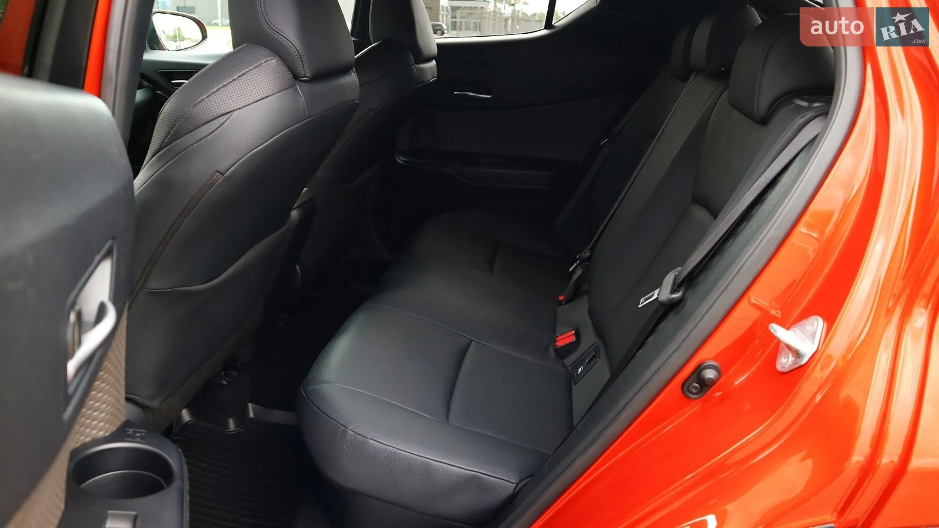 2020 Toyota C-HR - мініатюра 14
