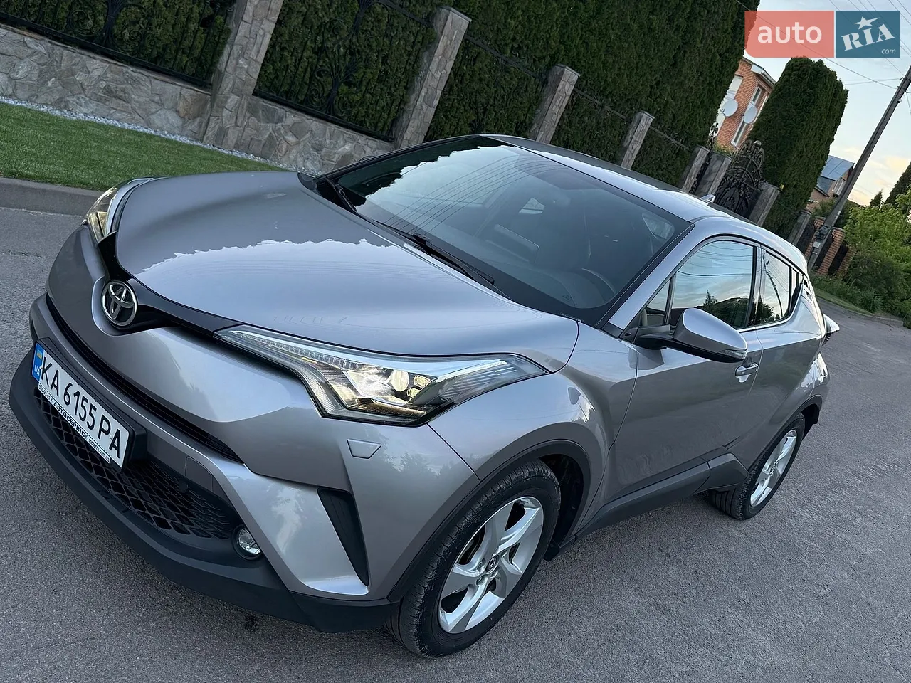 2016 Toyota C-HR - мініатюра 20