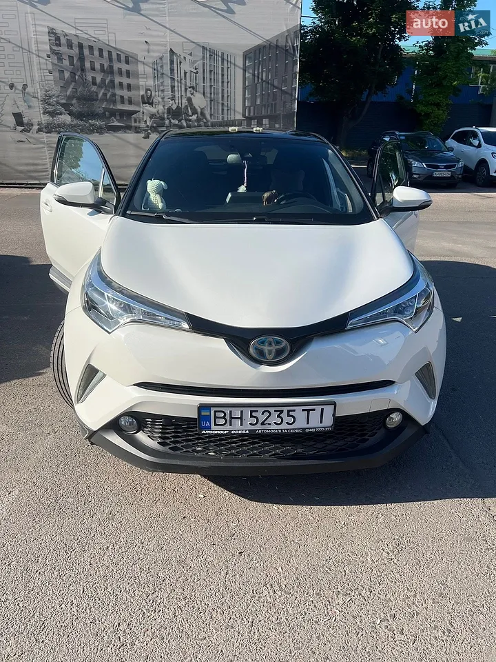 2017 Toyota C-HR - мініатюра 18