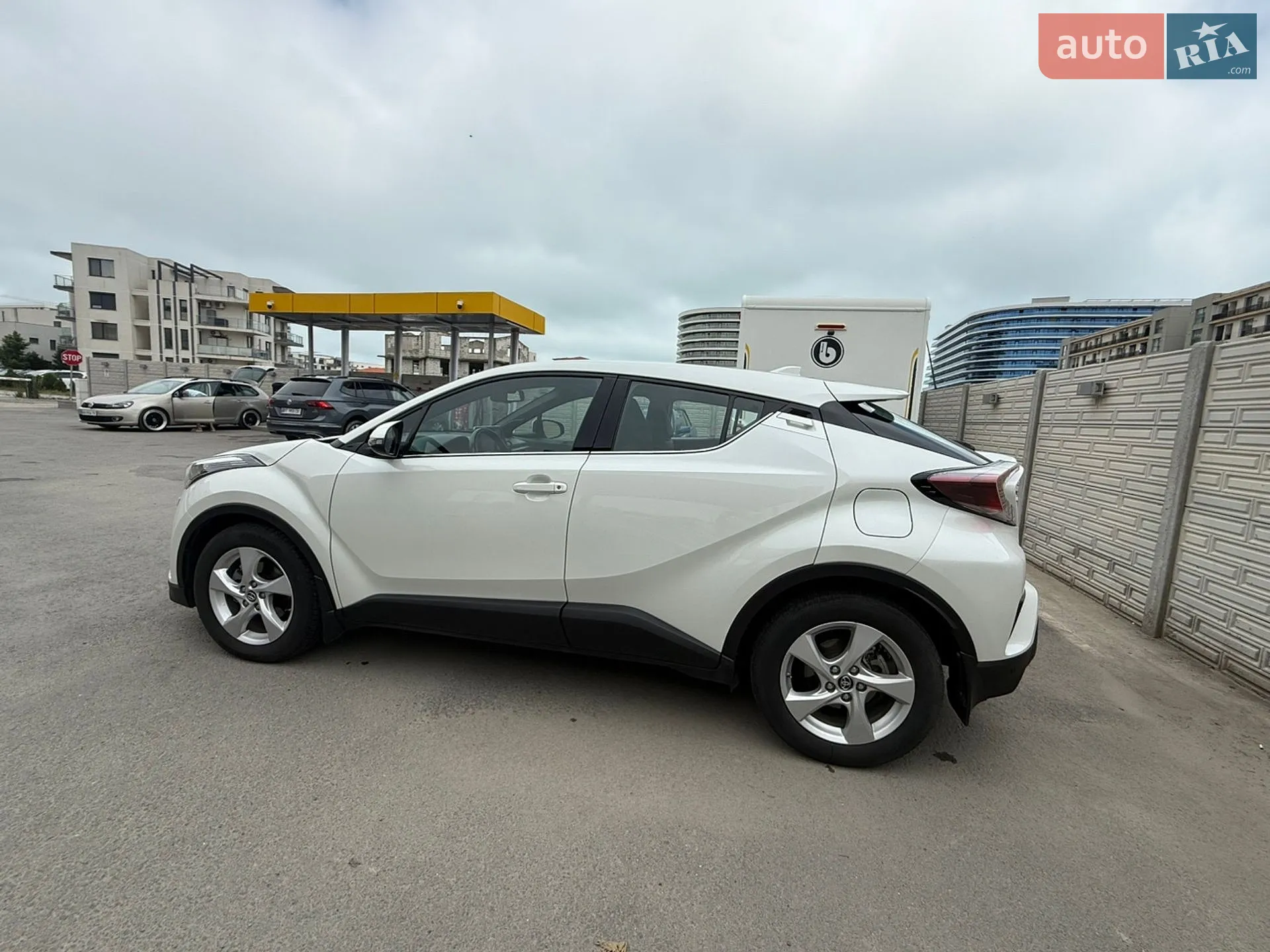 2017 Toyota C-HR - мініатюра 7