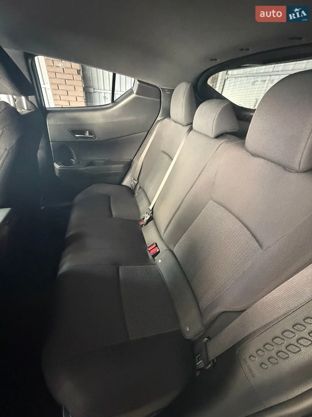 Toyota C-HR 2017 VIN NMTKHMBX6JR037375 фото оголошення 26 з 27