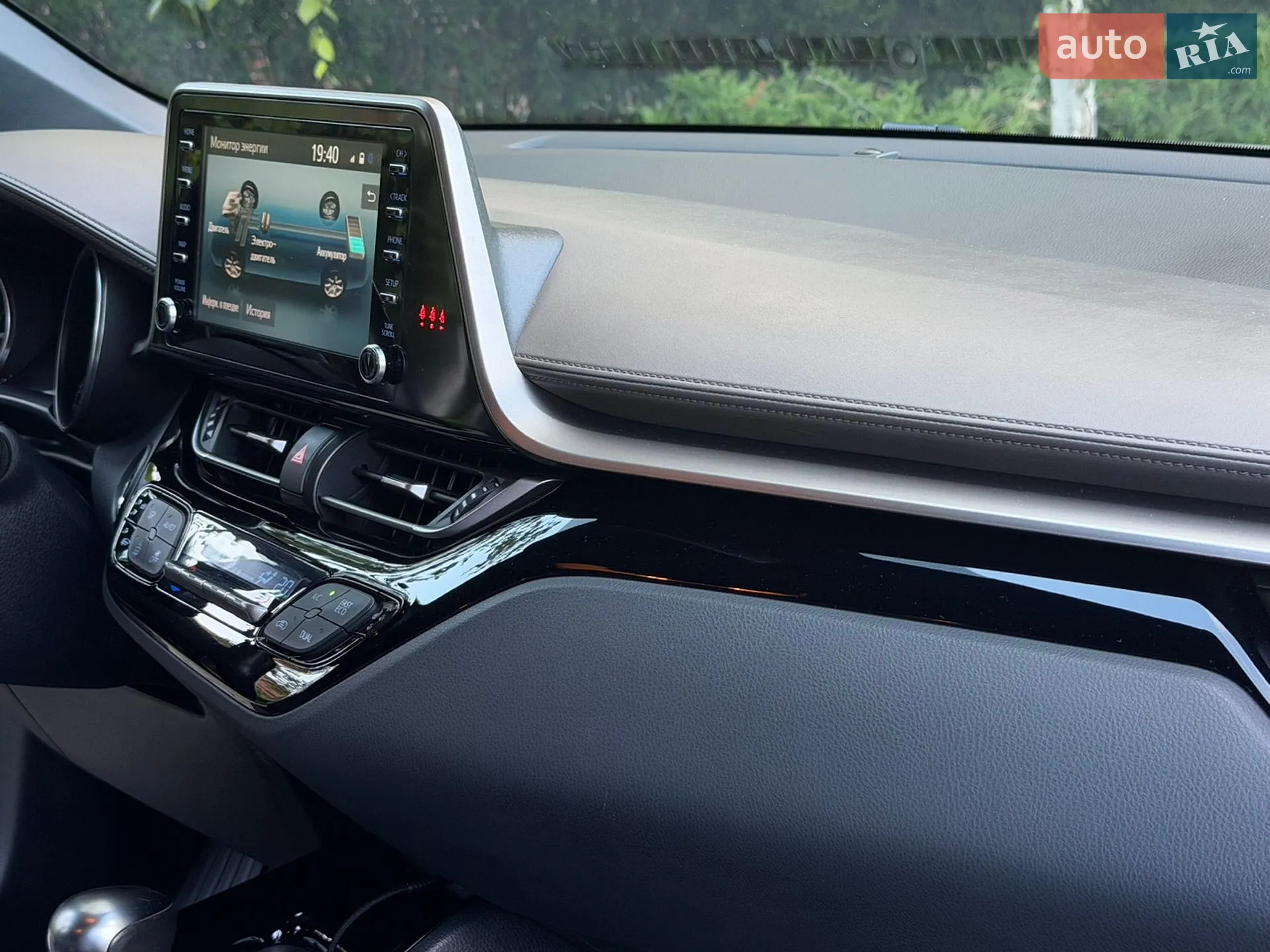 2019 Toyota C-HR - мініатюра 34